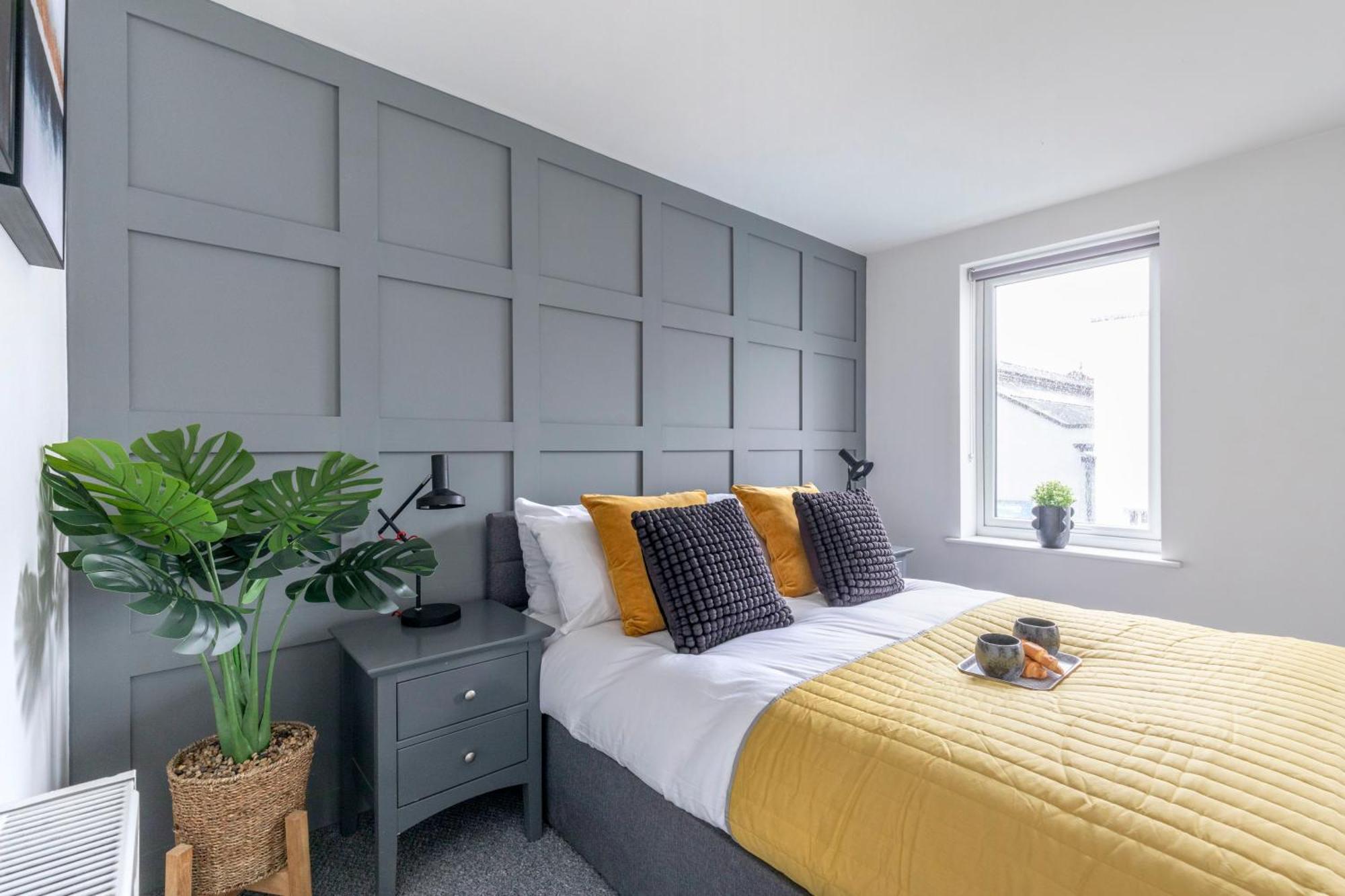 Modern Four Bedroom Four Bathroom Home チェルトナム エクステリア 写真